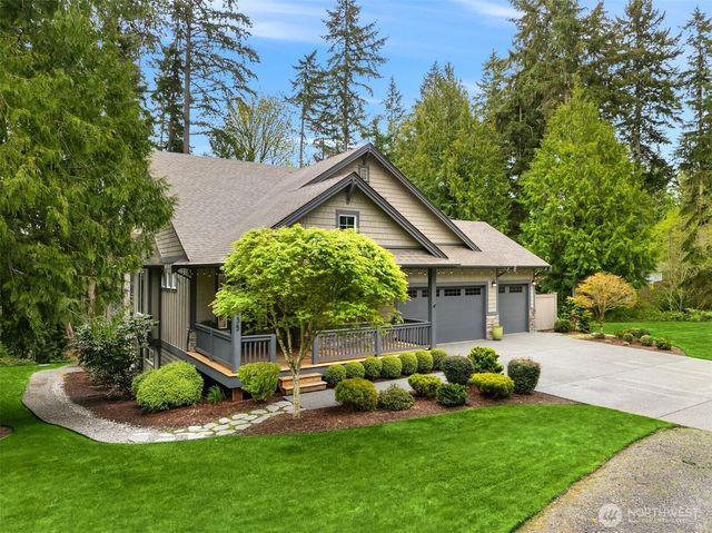 7835 Ledgestone Loop NE, Bainbridge Island, WA 98110