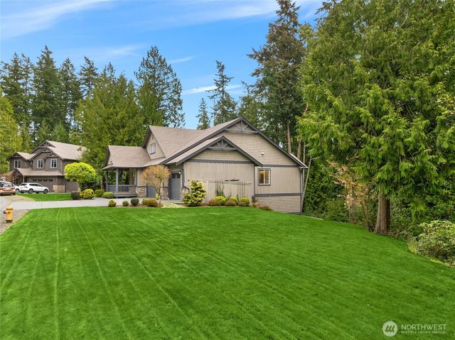 7835 Ledgestone Loop NE, Bainbridge Island, WA 98110