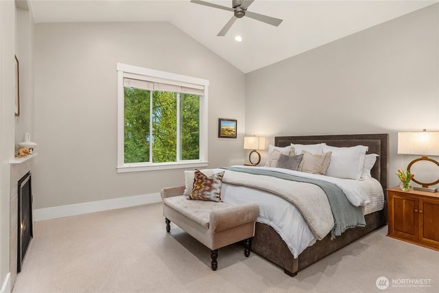 7835 Ledgestone Loop NE, Bainbridge Island, WA 98110