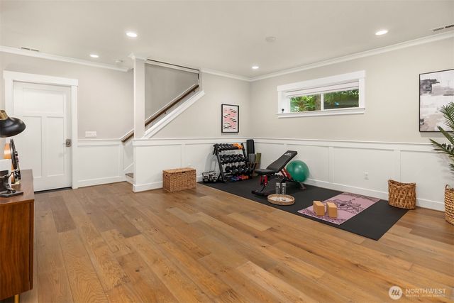 7835 Ledgestone Loop NE, Bainbridge Island, WA 98110