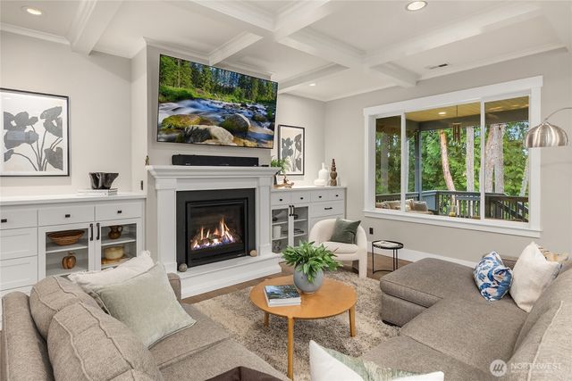 7835 Ledgestone Loop NE, Bainbridge Island, WA 98110