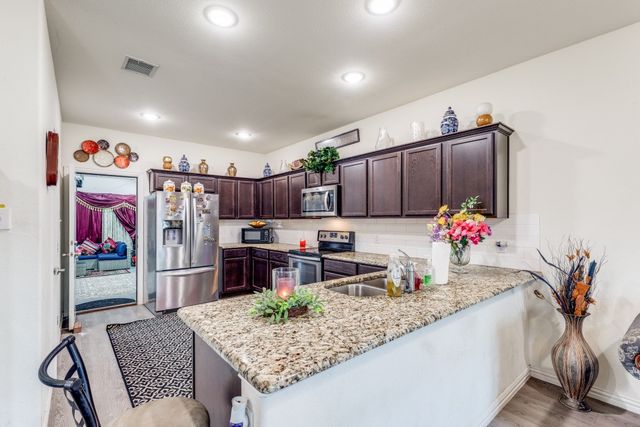 4627 Raleigh Dalton Road, Dallas, TX 75227