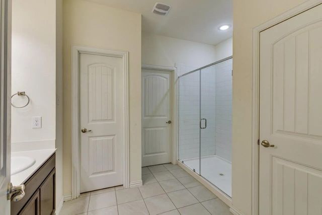 4627 Raleigh Dalton Road, Dallas, TX 75227