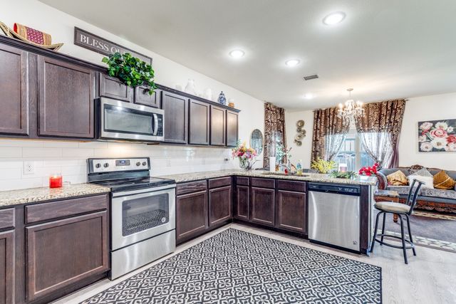 4627 Raleigh Dalton Road, Dallas, TX 75227