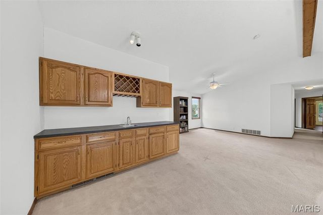 2167 Old Highway 61, Troy, MO 63379