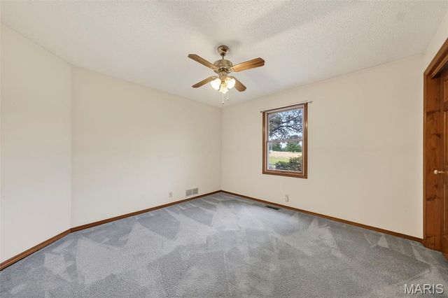 2167 Old Highway 61, Troy, MO 63379