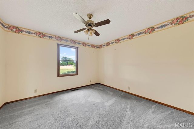 2167 Old Highway 61, Troy, MO 63379
