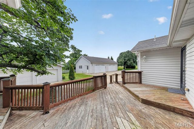 2167 Old Highway 61, Troy, MO 63379