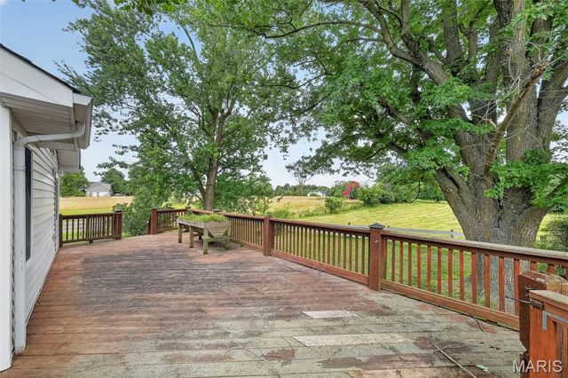 2167 Old Highway 61, Troy, MO 63379