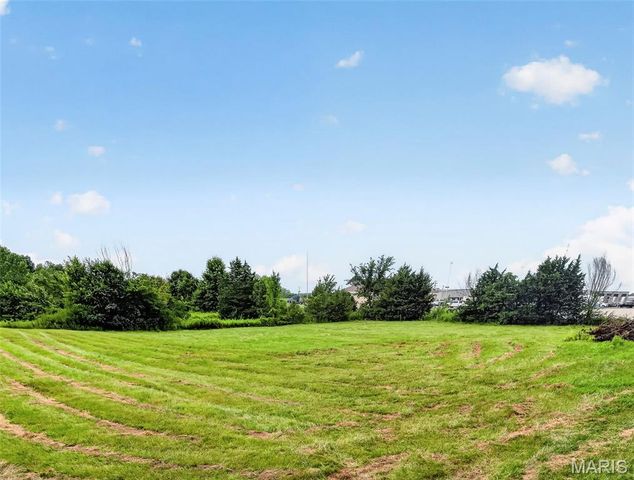 2167 Old Highway 61, Troy, MO 63379