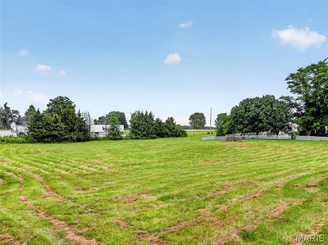 2167 Old Highway 61, Troy, MO 63379