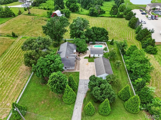 2167 Old Highway 61, Troy, MO 63379