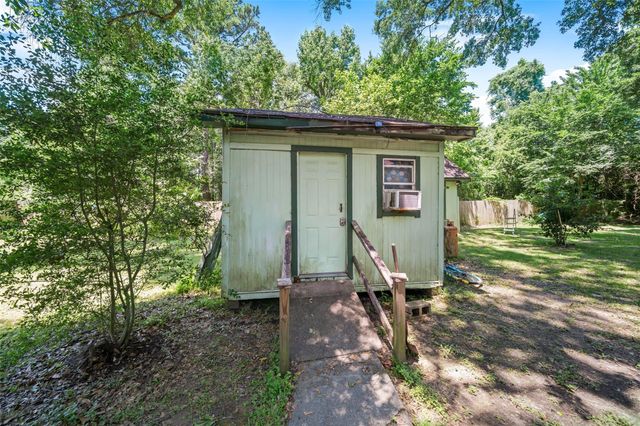 19160 Terri Lane, Conroe, TX 77385