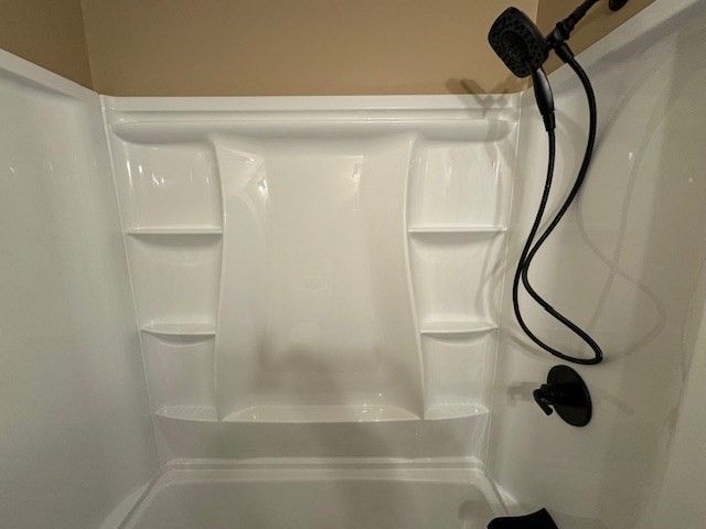 119 Powell Ave, Springfield, MA 01118