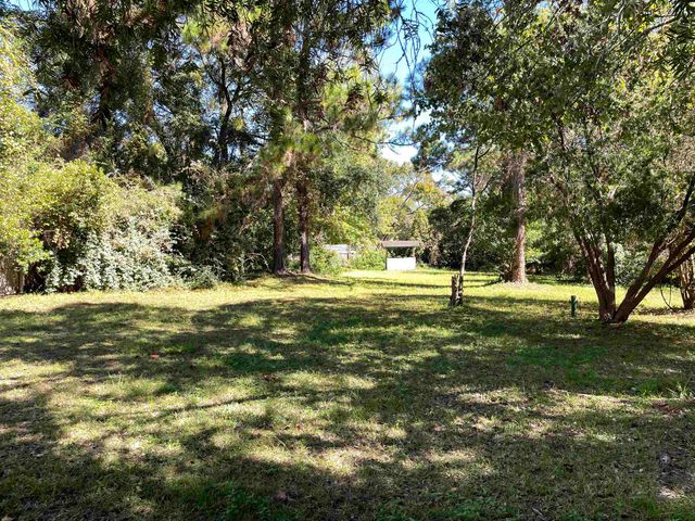 119 Apalachee Street, Lanark Village, FL 32322