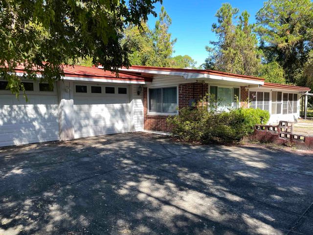 119 Apalachee Street, Lanark Village, FL 32322