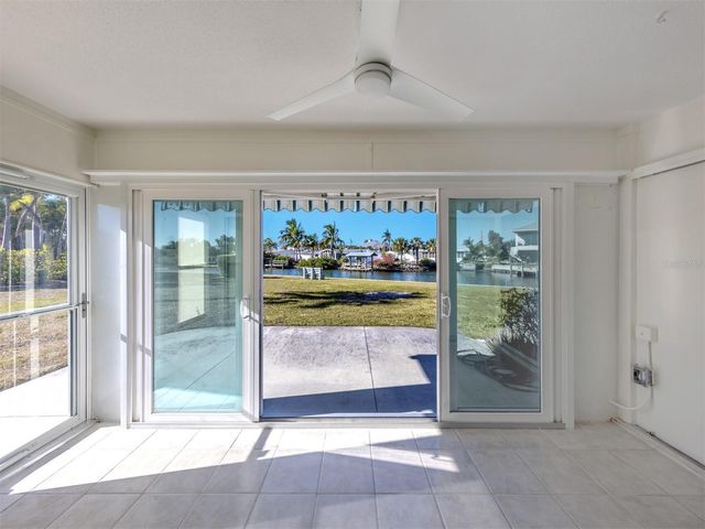 611 FAIR WINDS DRIVE 611, Nokomis, FL 34275