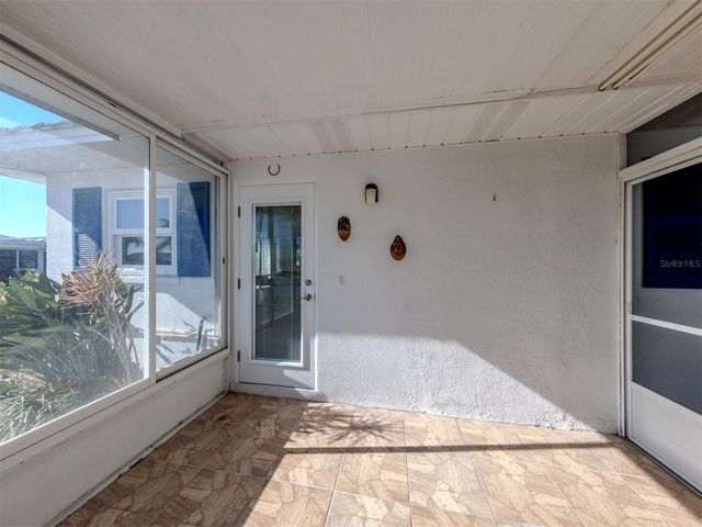 611 FAIR WINDS DRIVE 611, Nokomis, FL 34275