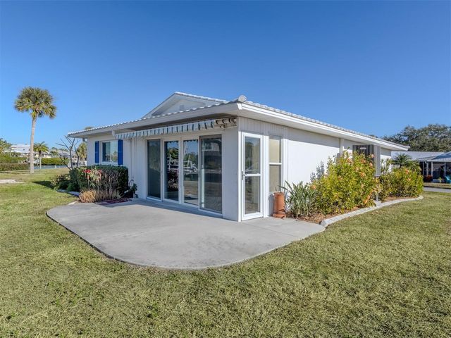 611 FAIR WINDS DRIVE 611, Nokomis, FL 34275