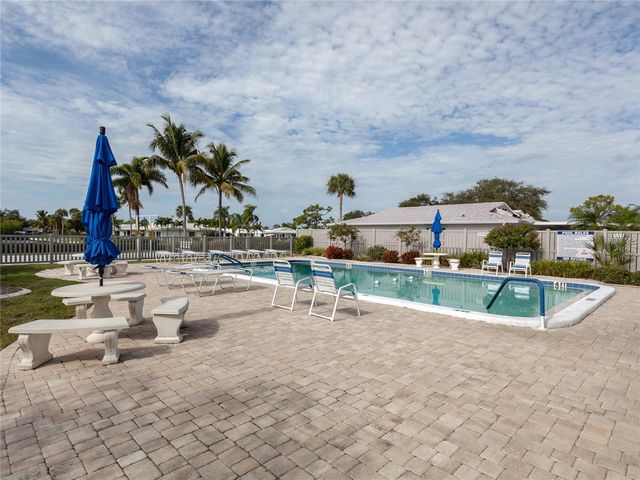 611 FAIR WINDS DRIVE 611, Nokomis, FL 34275