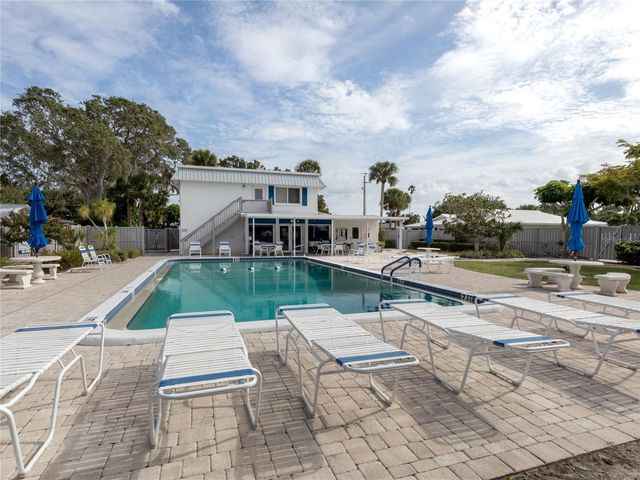 611 FAIR WINDS DRIVE 611, Nokomis, FL 34275