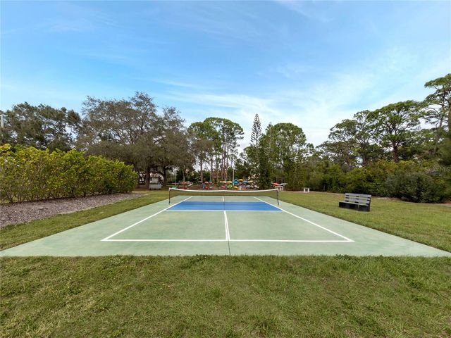 611 FAIR WINDS DRIVE 611, Nokomis, FL 34275