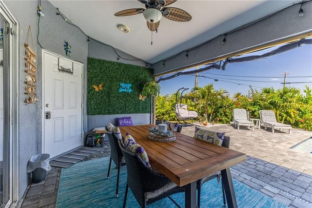 709 27th ST, Cape Coral, FL 33914