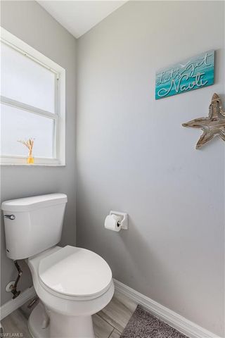 709 27th ST, Cape Coral, FL 33914