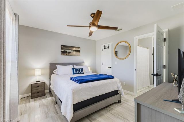 709 27th ST, Cape Coral, FL 33914