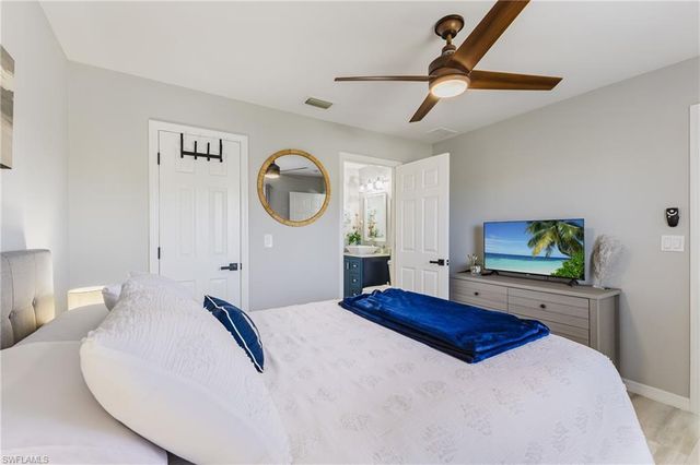 709 27th ST, Cape Coral, FL 33914