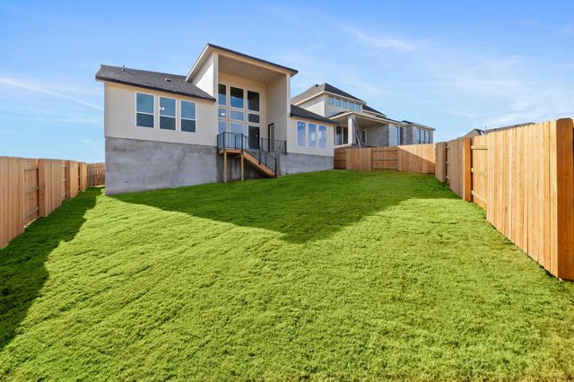 120 Rightfield DR, Liberty Hill, TX 78642