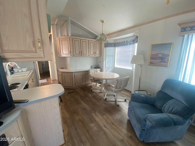 1045 S CHEYENNE Drive, Apache Junction, AZ 85119