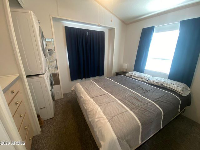 1045 S CHEYENNE Drive, Apache Junction, AZ 85119