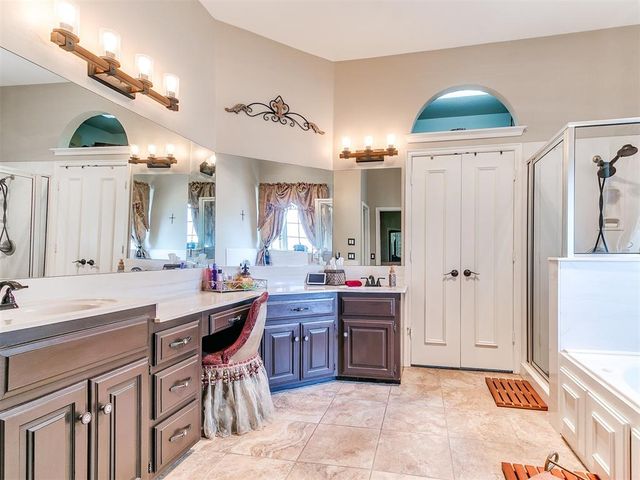 832 Fox Tail Drive, Edmond, OK 73034