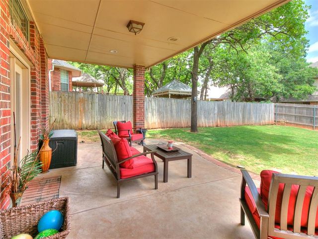 832 Fox Tail Drive, Edmond, OK 73034