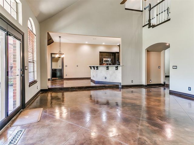 832 Fox Tail Drive, Edmond, OK 73034