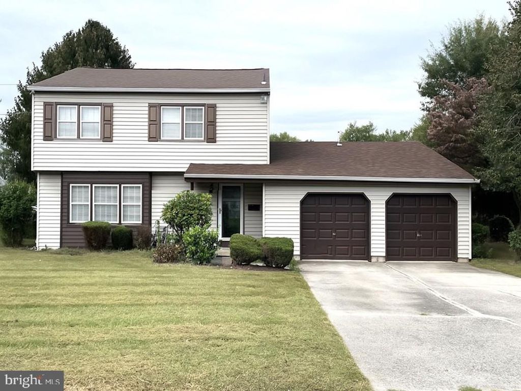 10 FINNS LN, Pennsville, NJ 08070