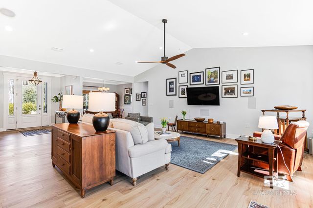 9165 Plaza Bianco, Lillian, AL 36549