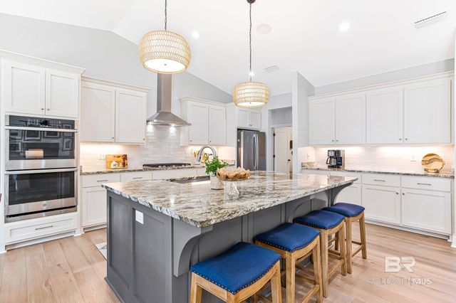 9165 Plaza Bianco, Lillian, AL 36549