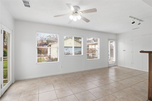 2007 Montclaire ST, Austin, TX 78704