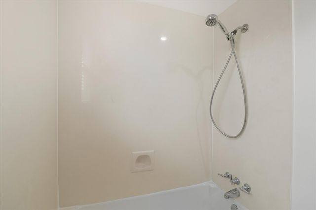 2007 Montclaire ST, Austin, TX 78704