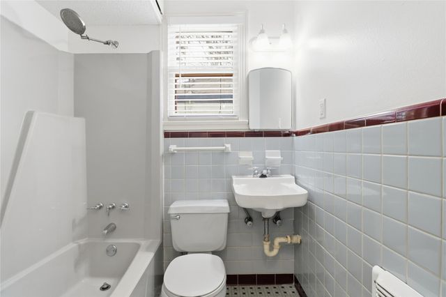 2007 Montclaire ST, Austin, TX 78704