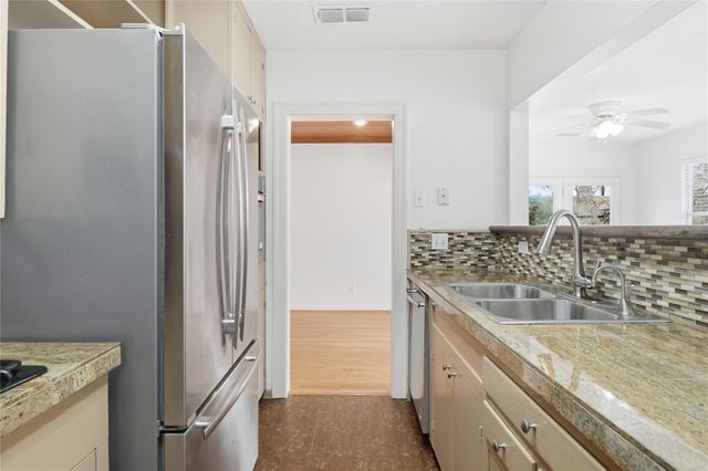 2007 Montclaire ST, Austin, TX 78704