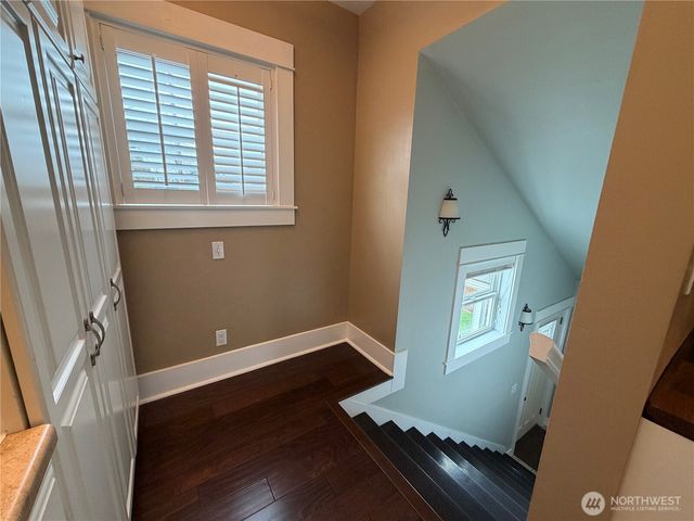 9 H Street SE, Auburn, WA 98002