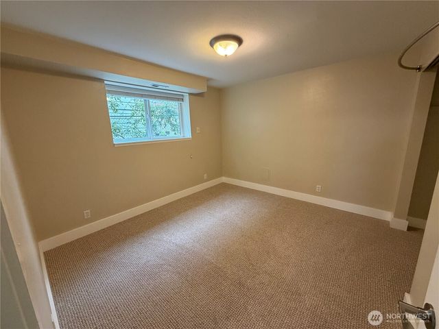9 H Street SE, Auburn, WA 98002