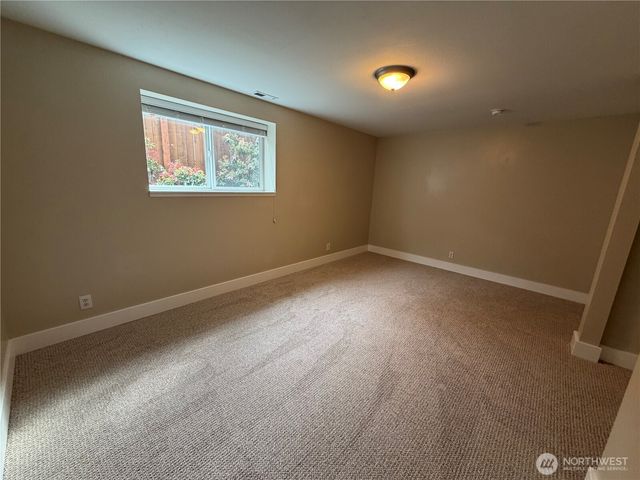 9 H Street SE, Auburn, WA 98002
