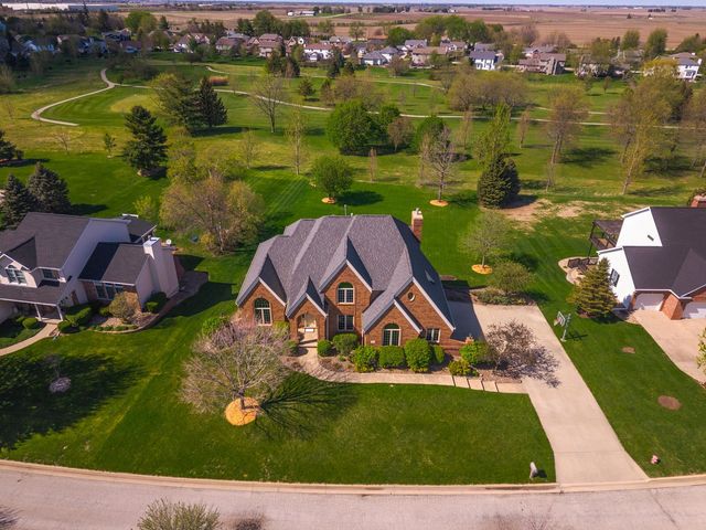 402 Northridge Estates, Normal, IL 61761
