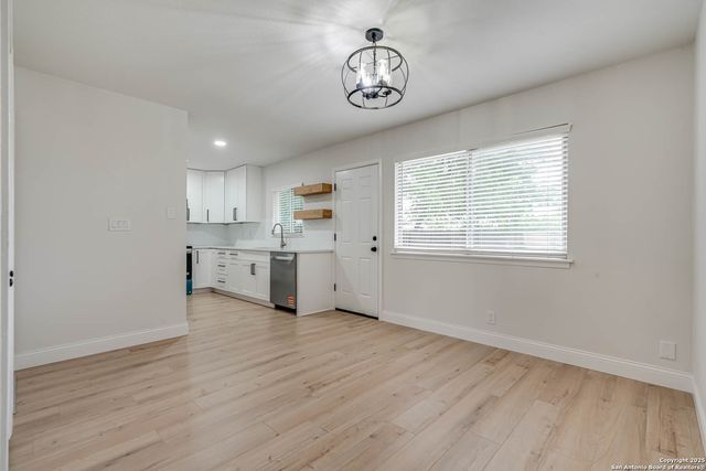 6911 Lordsport, San Antonio, TX 78239