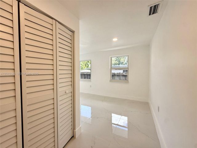 228 NW 32nd Ave 230, Miami, FL 33125