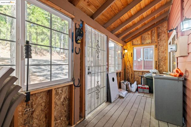 25869 Long Barn Sugar Pine Rd, Long Barn, CA 95335